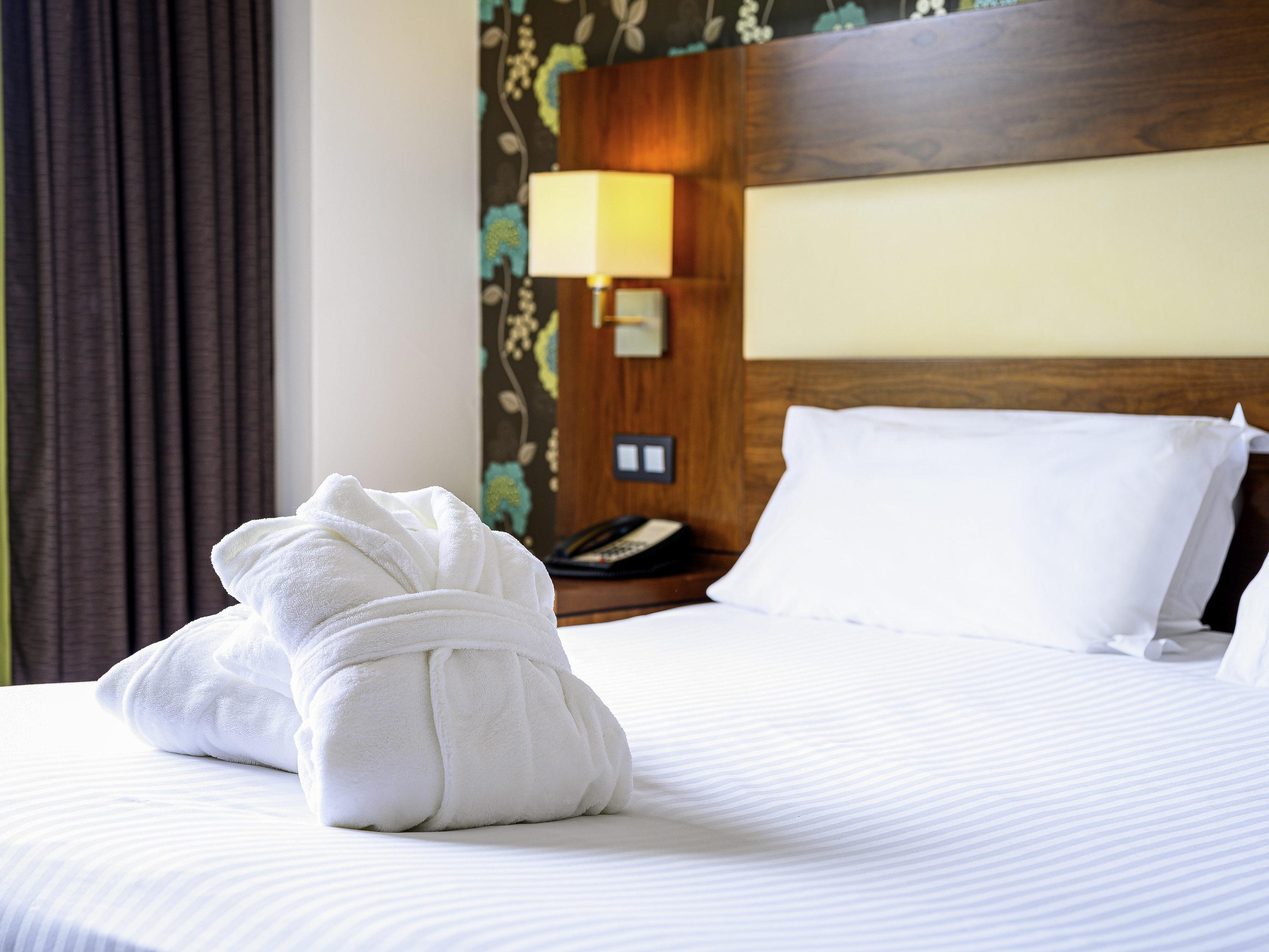 Mercure Centre Hotel 4*