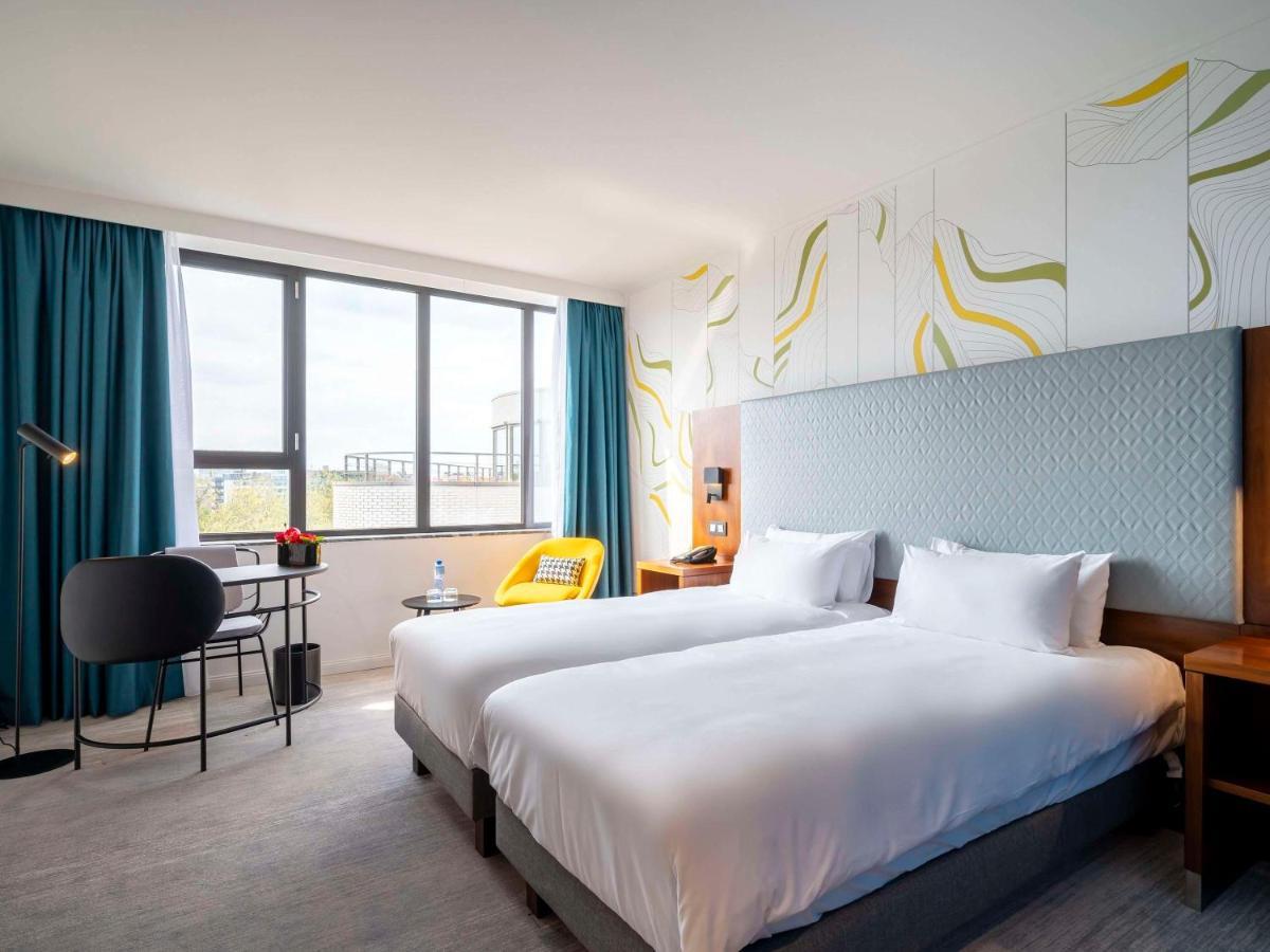 Mercure Centre Hotel 4*